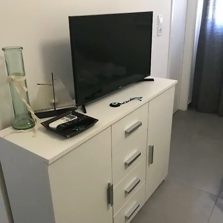 Kamara In * Νάουσα